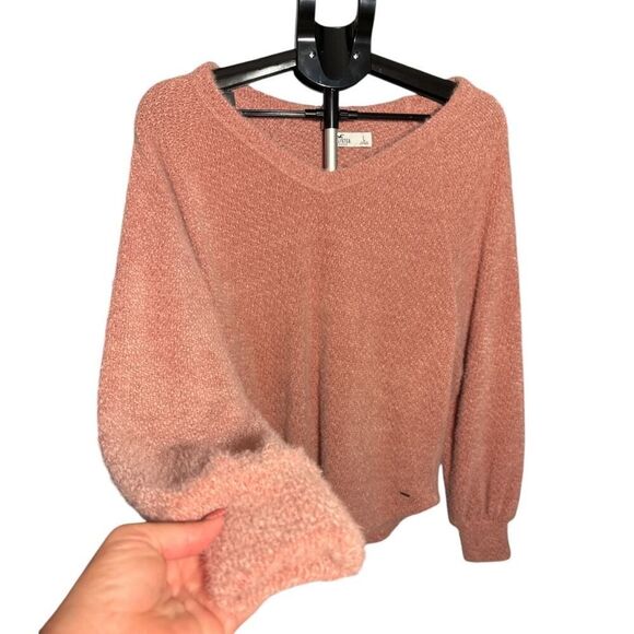 Hollister Pink Lightweight Fuzzy Soft V-neck Sweater Size Large‎ - Picture 3 of 6